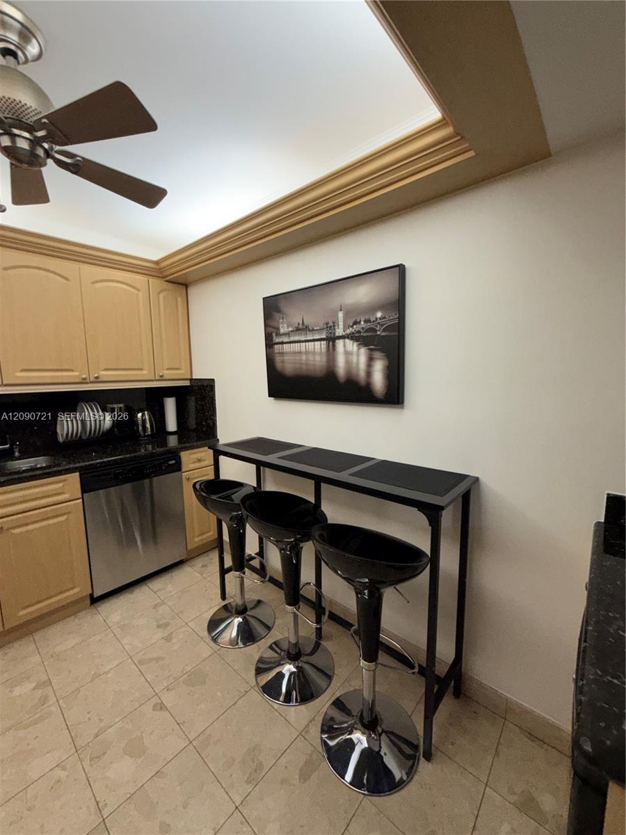 2500 Parkview Drive 907 Property Photo 6