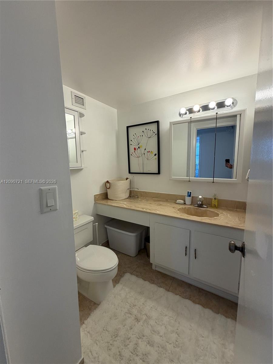 2500 Parkview Drive 907 Property Photo 16