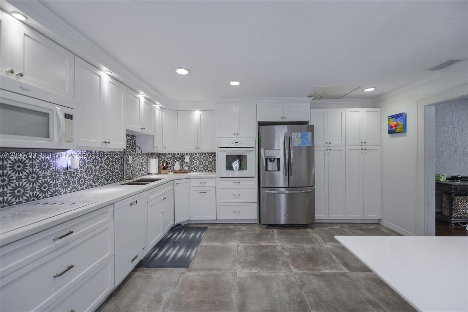 229 Sw 19th Road . Property Photo 10