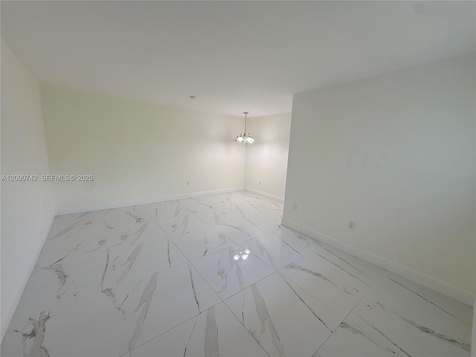 536 Euclid Avenue 9 Property Photo 2