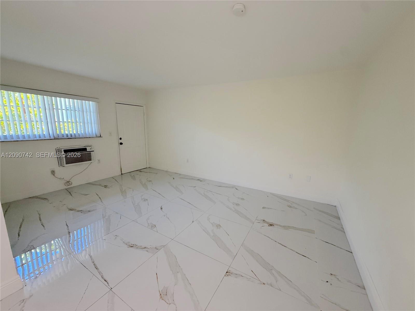 536 Euclid Avenue 9 Property Photo 20