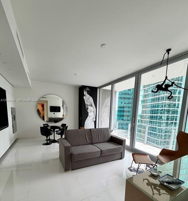 300 Biscayne Boulevard Way 3308w Property Photo 8