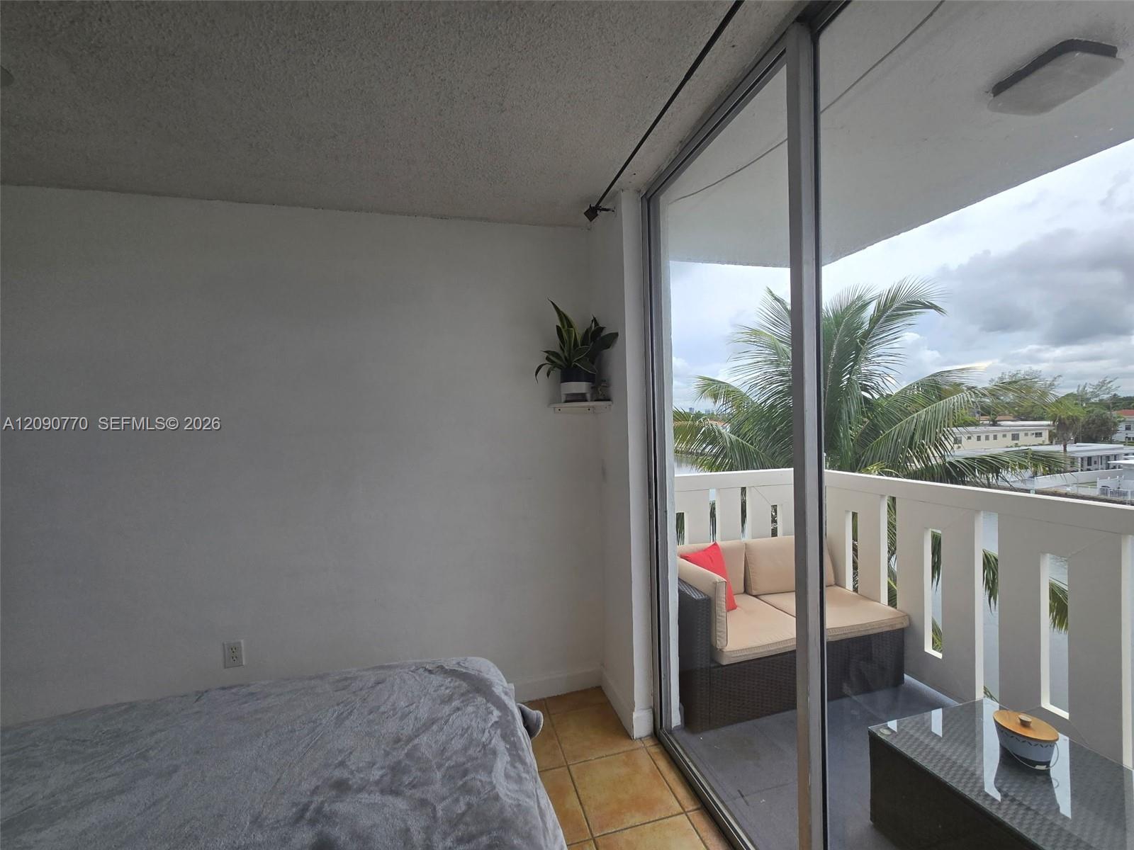A12090770 Property Photo 1