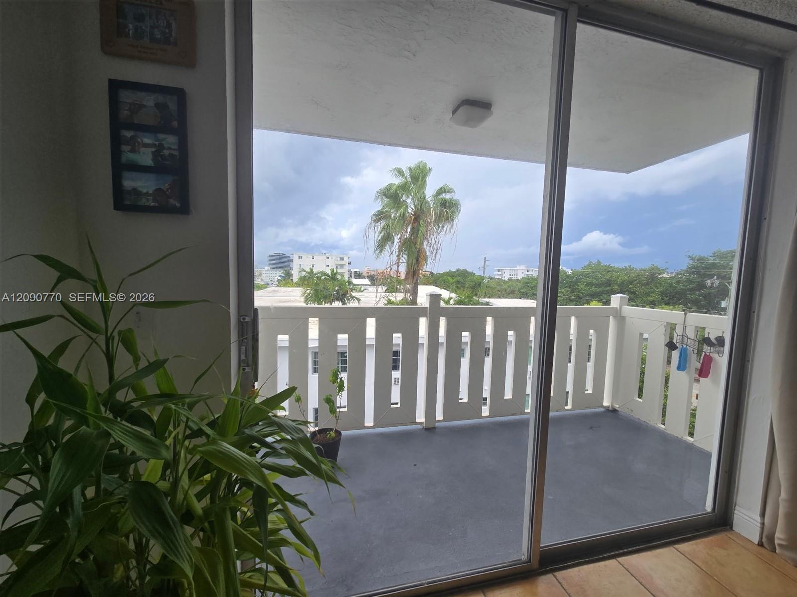 A12090770 Property Photo 5