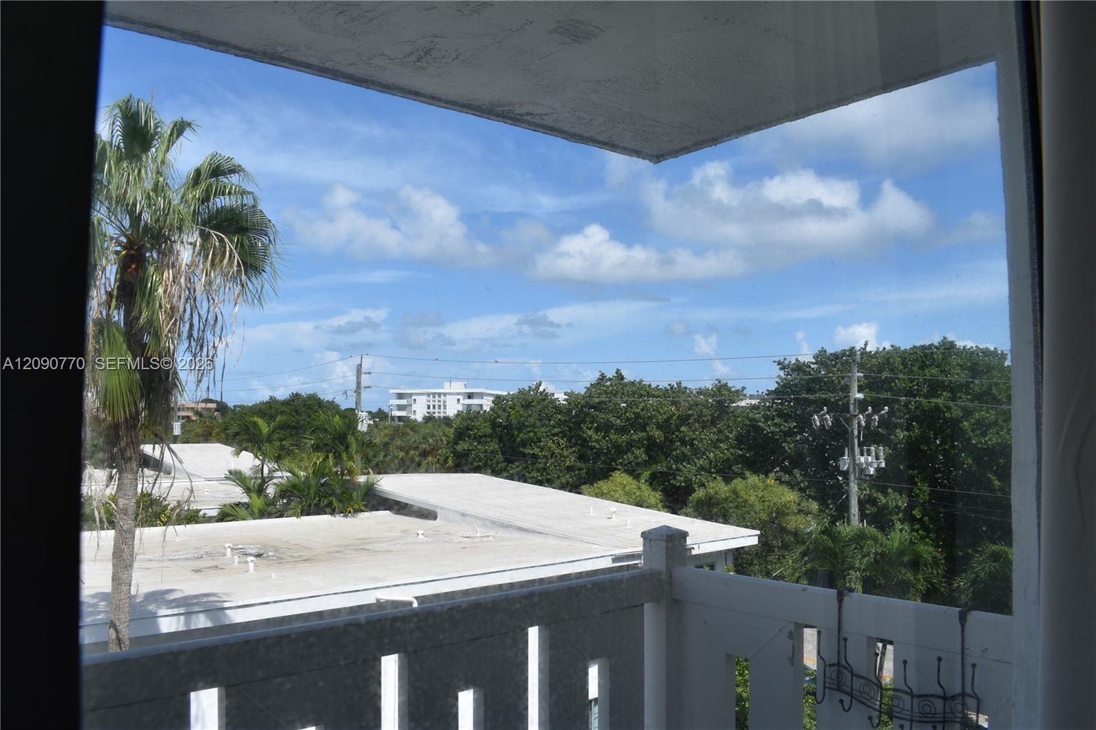 A12090770 Property Photo 8