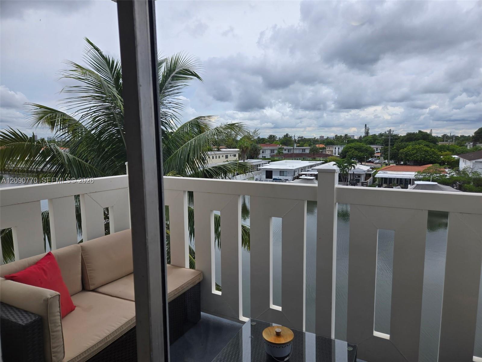 A12090770 Property Photo 26