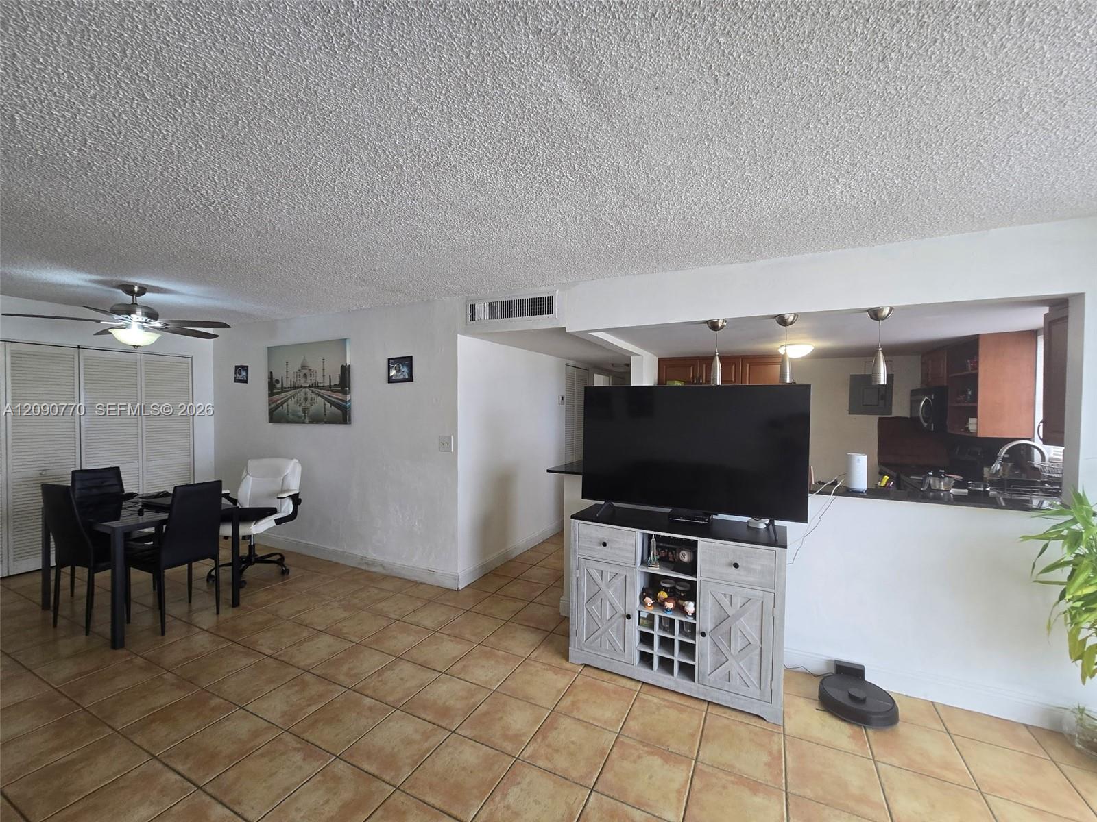 A12090770 Property Photo 35