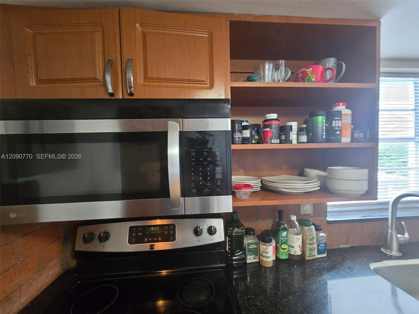 A12090770 Property Photo 37