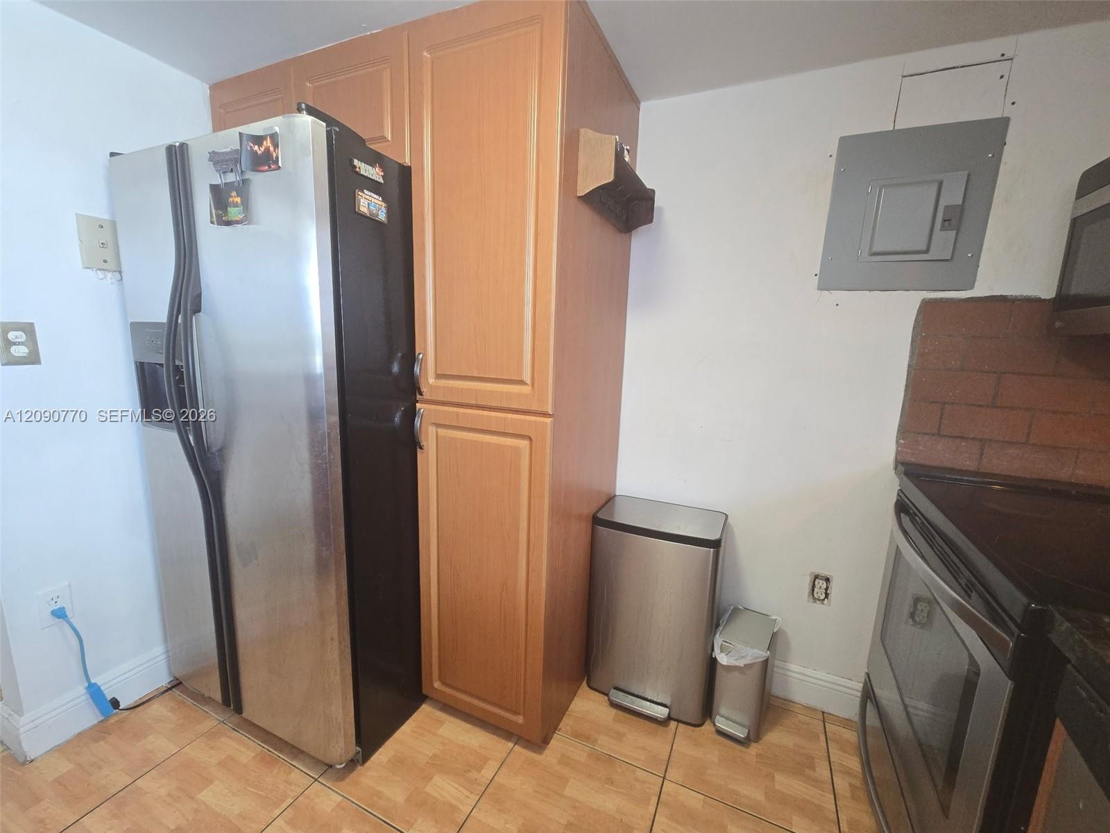 A12090770 Property Photo 39