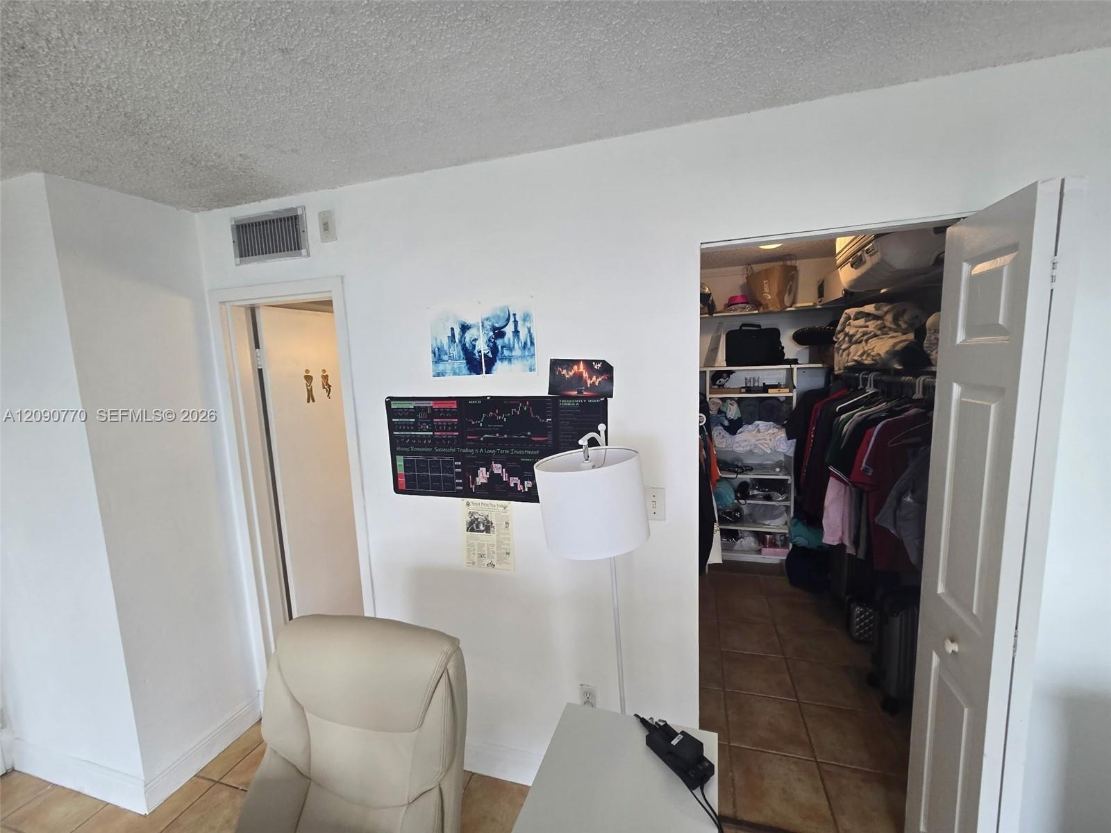 A12090770 Property Photo 43