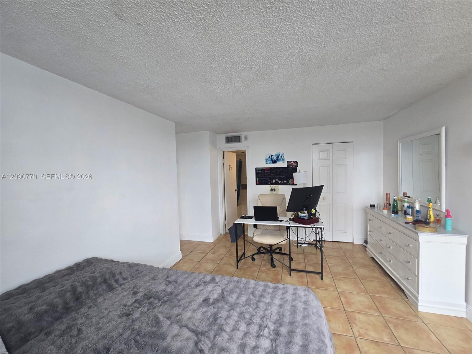 A12090770 Property Photo 45