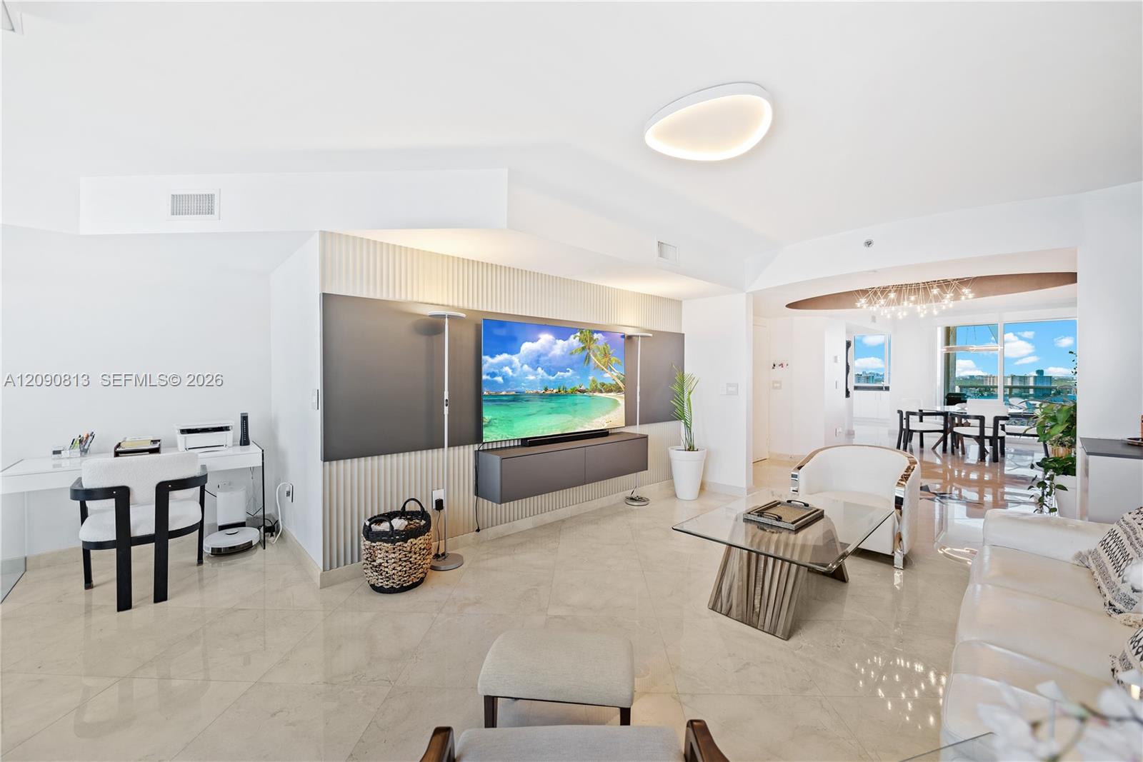 19111 Collins Avenue 2207 Property Photo 3