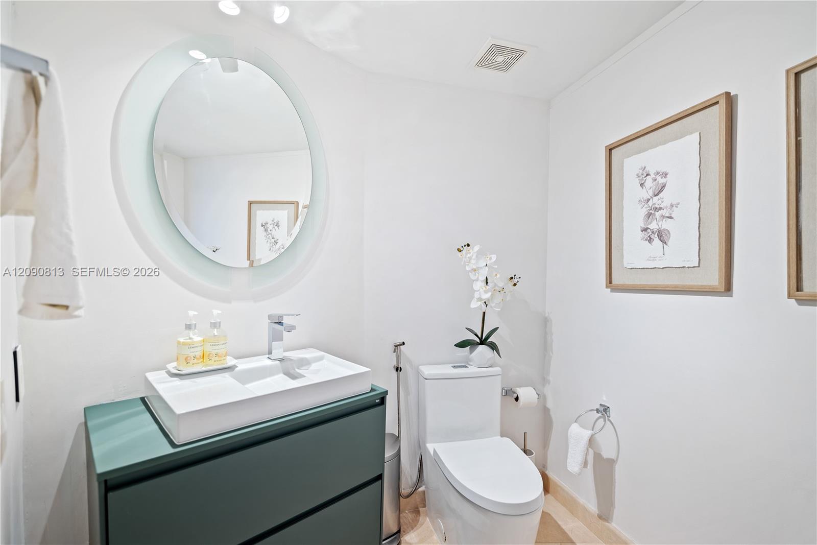 19111 Collins Avenue 2207 Property Photo 20