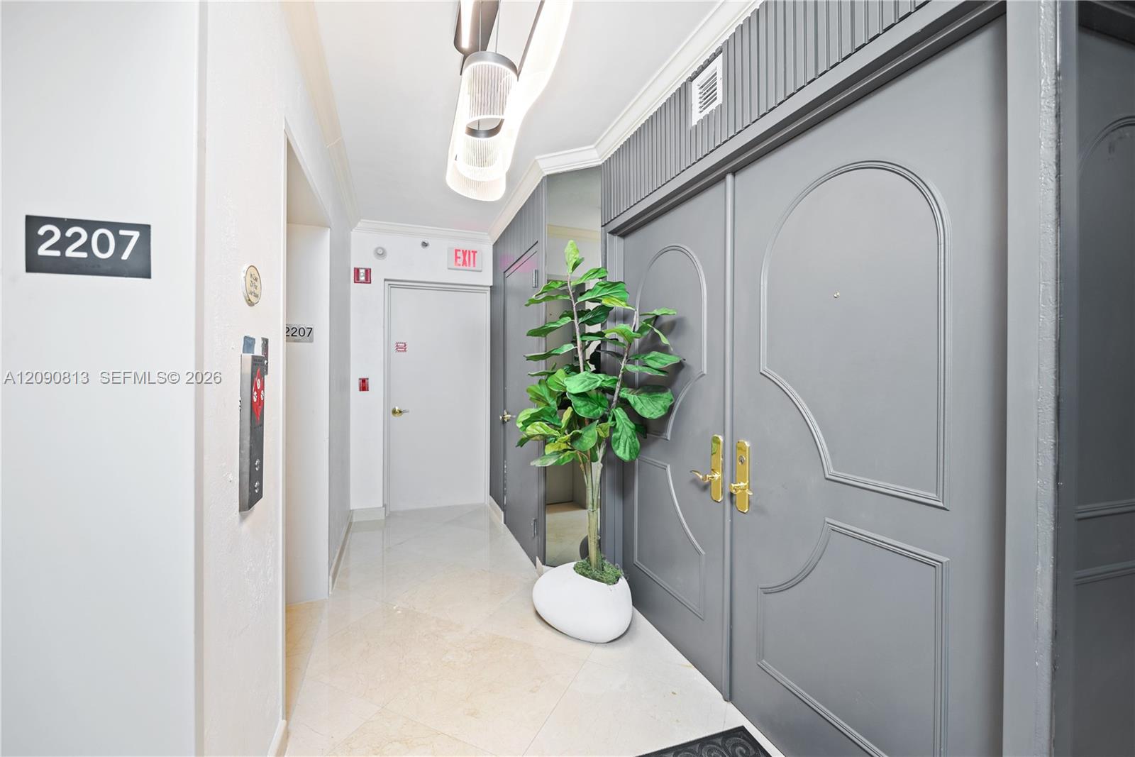 19111 Collins Avenue 2207 Property Photo 23