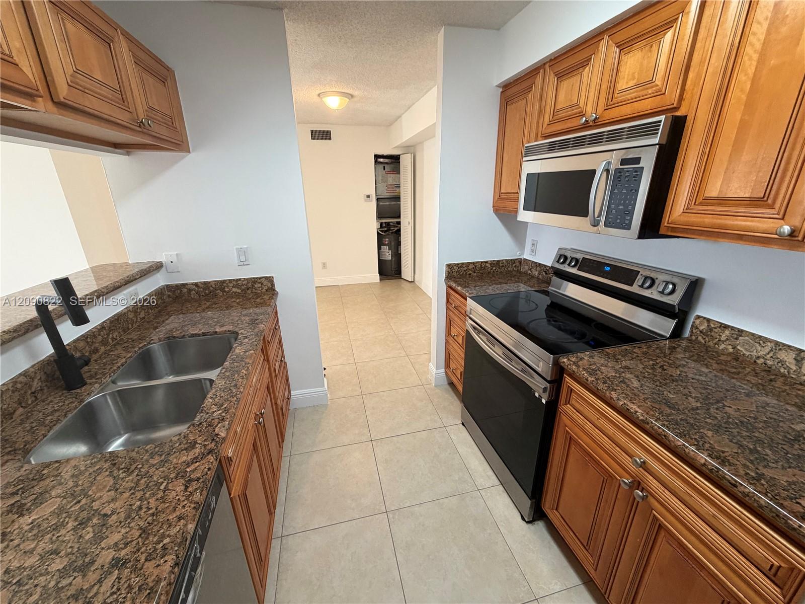 12124 Saint Andrews Place 206 Property Photo 11