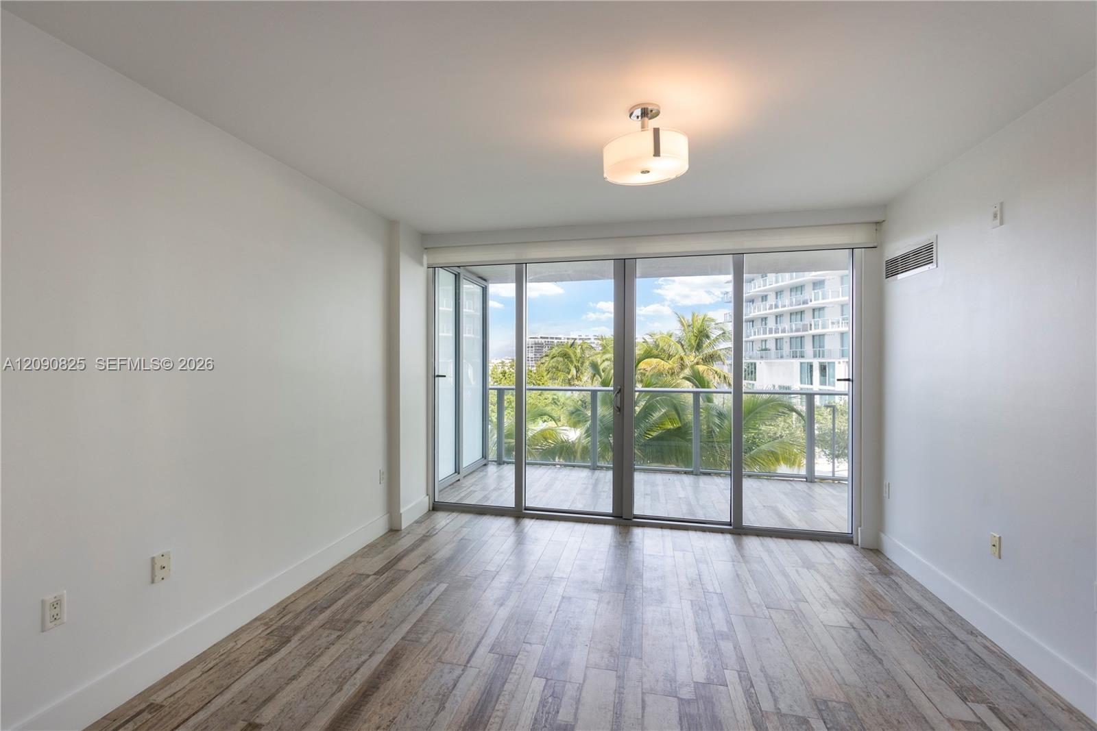 A12090825 Property Photo 5