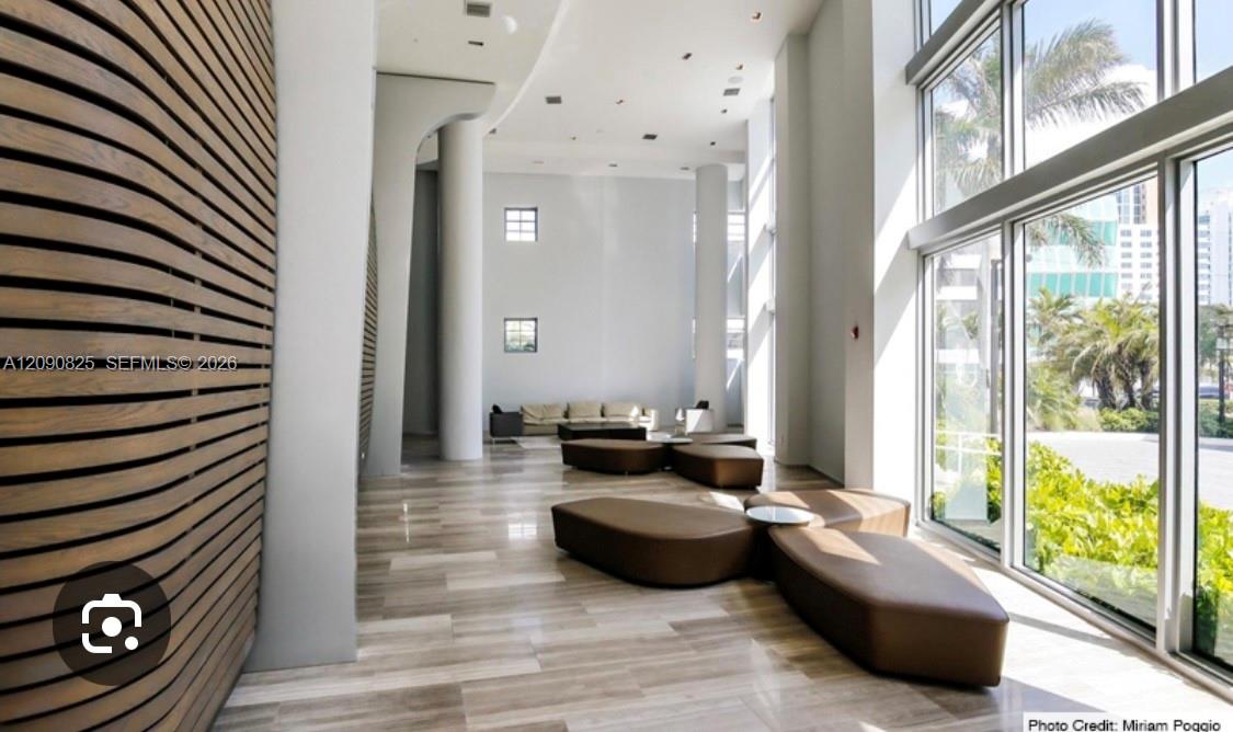 A12090825 Property Photo 11