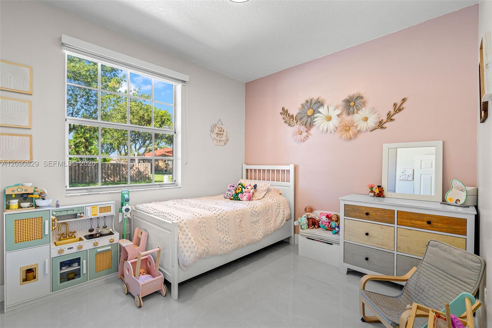 A12090829 Property Photo 10