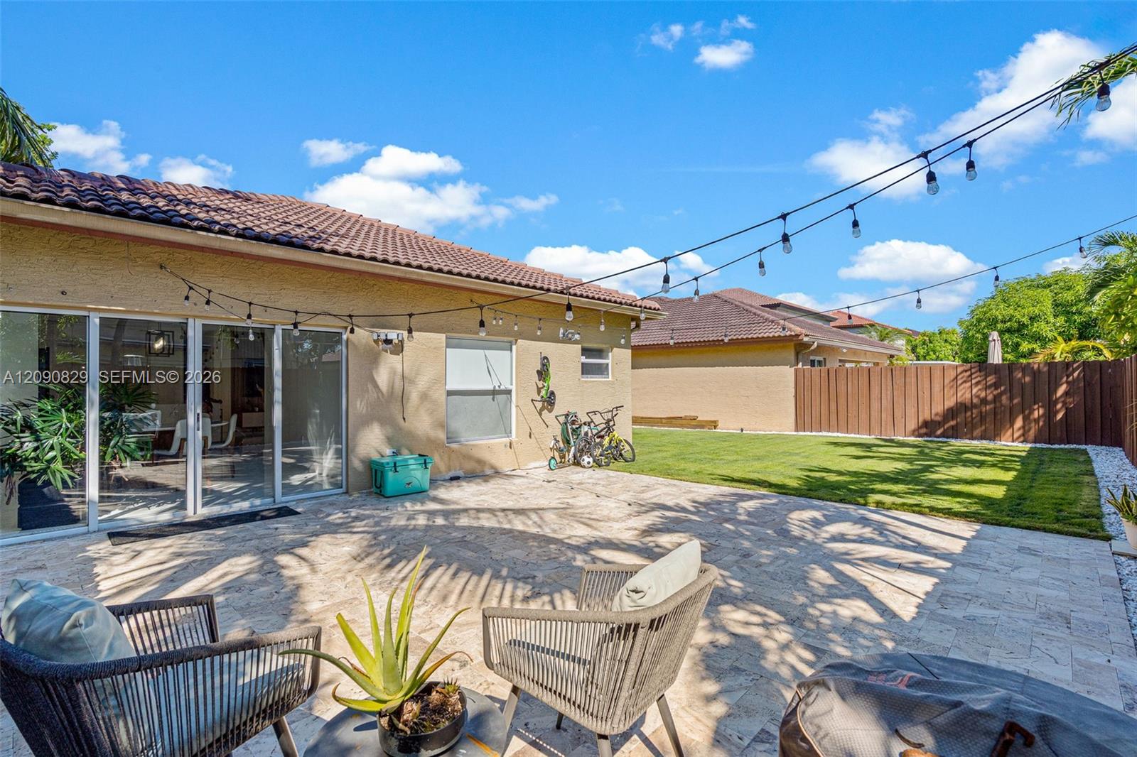 A12090829 Property Photo 22