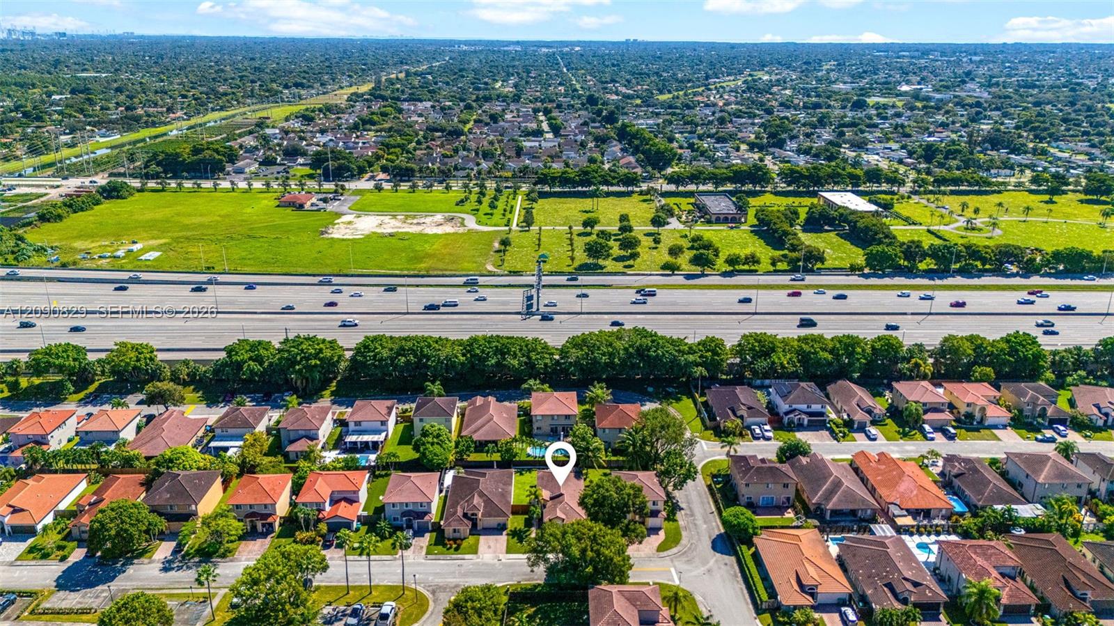 A12090829 Property Photo 32