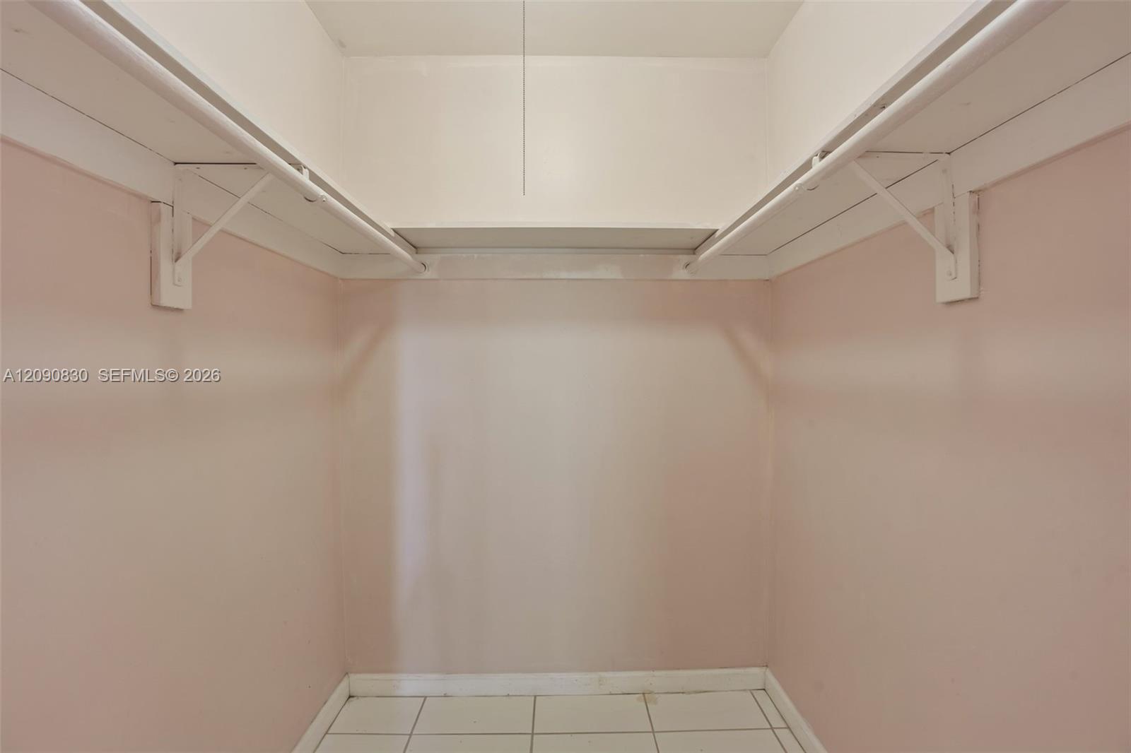 10786 N Kendall Drive D14 Property Photo 11