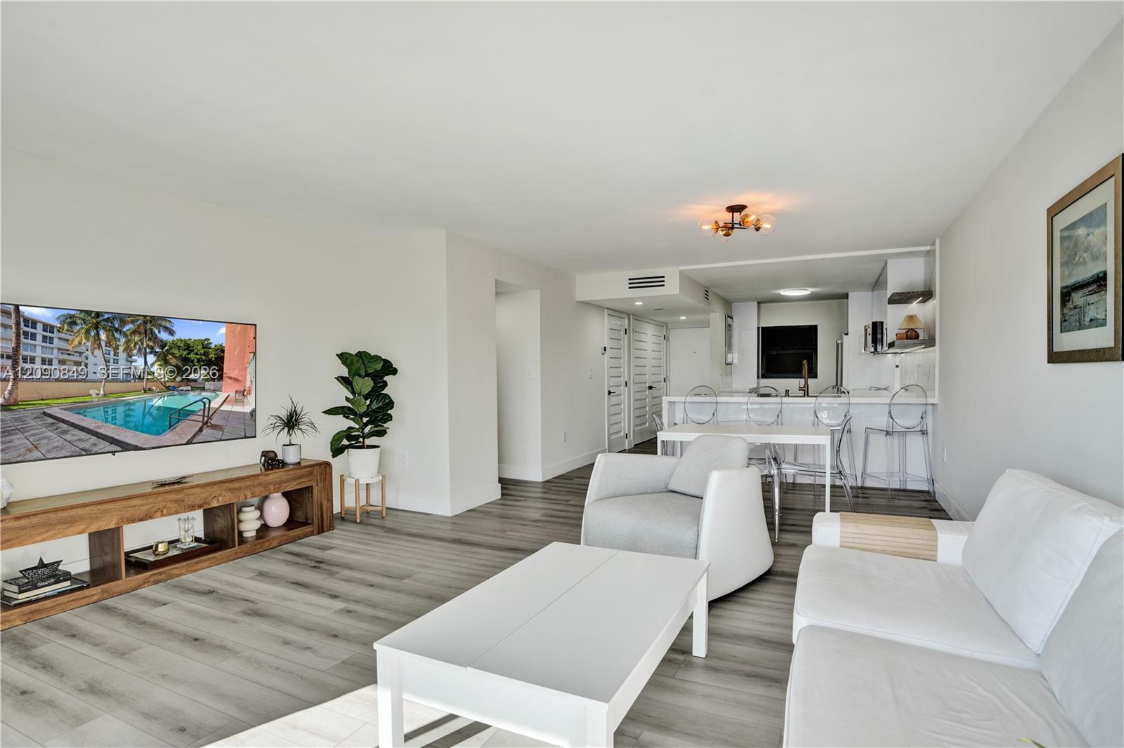A12090849 Property Photo 2