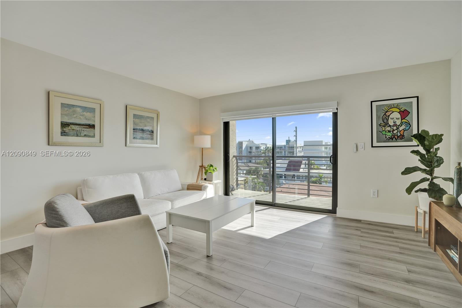 A12090849 Property Photo 3