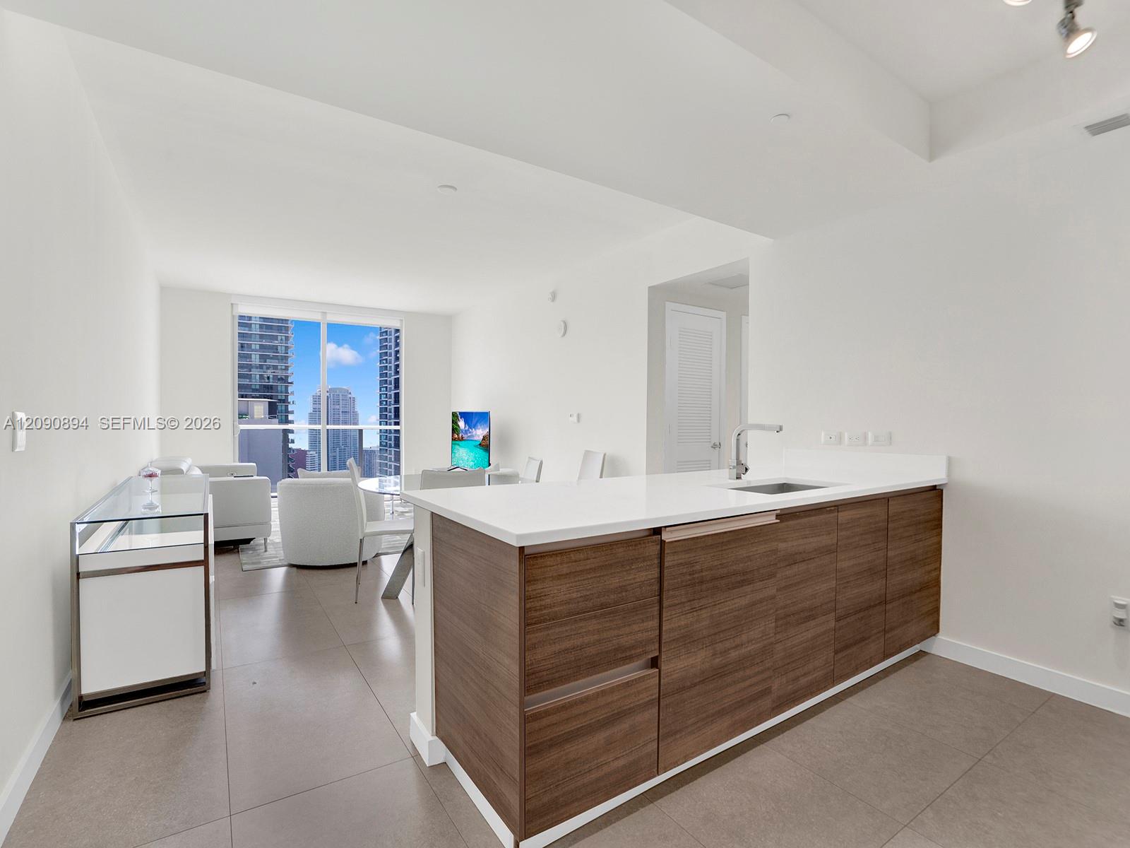 1100 S Miami Avenue 3704 Property Photo 1