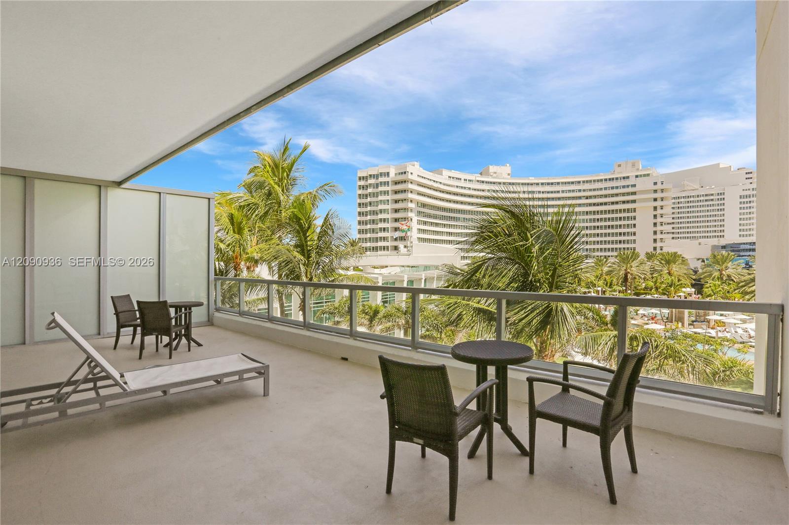 4391 Collins Avenue 307 Property Photo 3