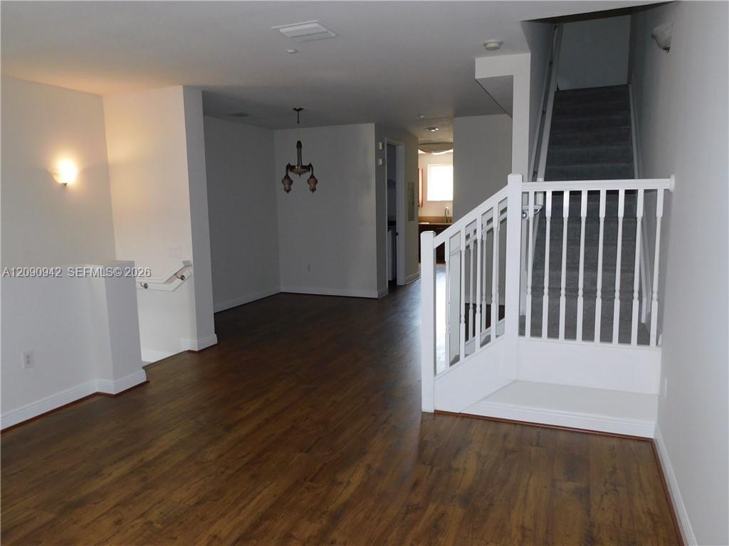 1338 Sw 3rd Court 1338 Property Photo 4