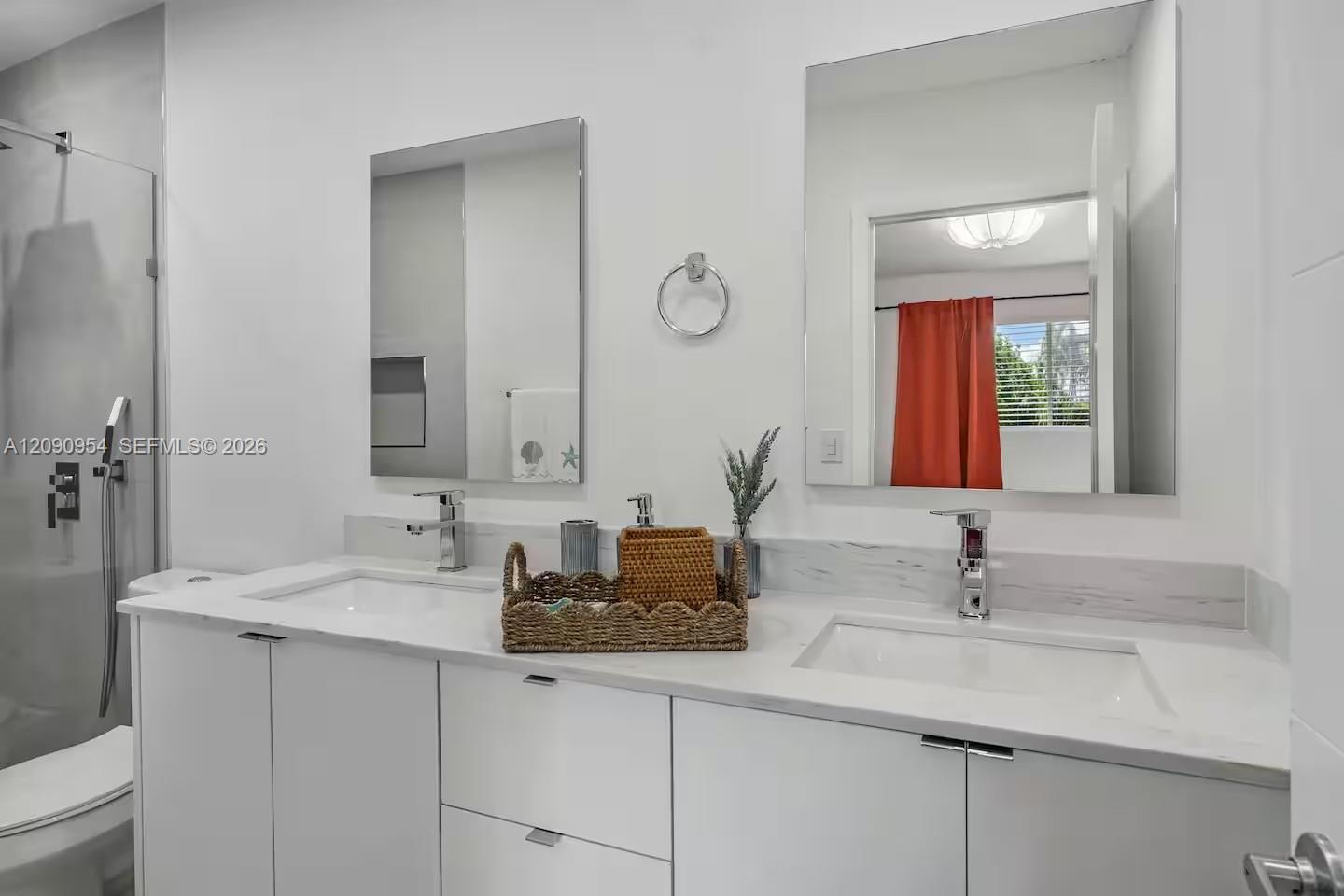 2784 Ne 30th Street 1 Property Photo 5