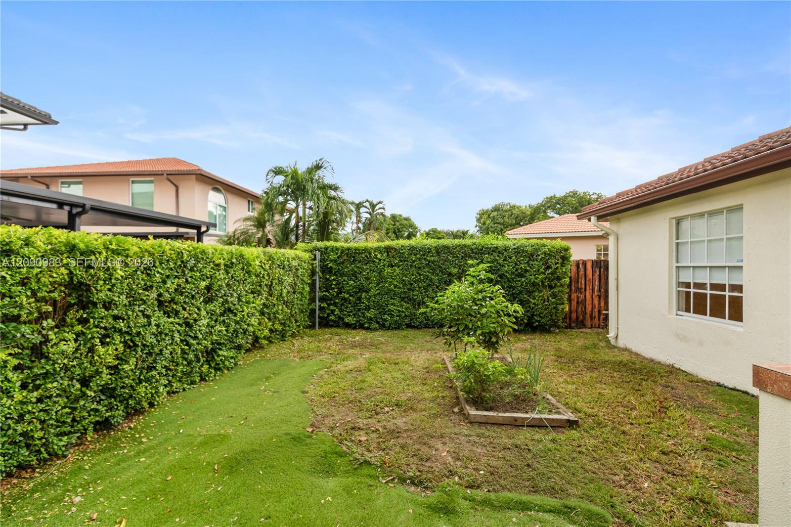 9822 Sw 159th Path 9822 Property Photo 2