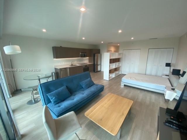 1600 Sw 1st Avenue 811 Property Photo 3