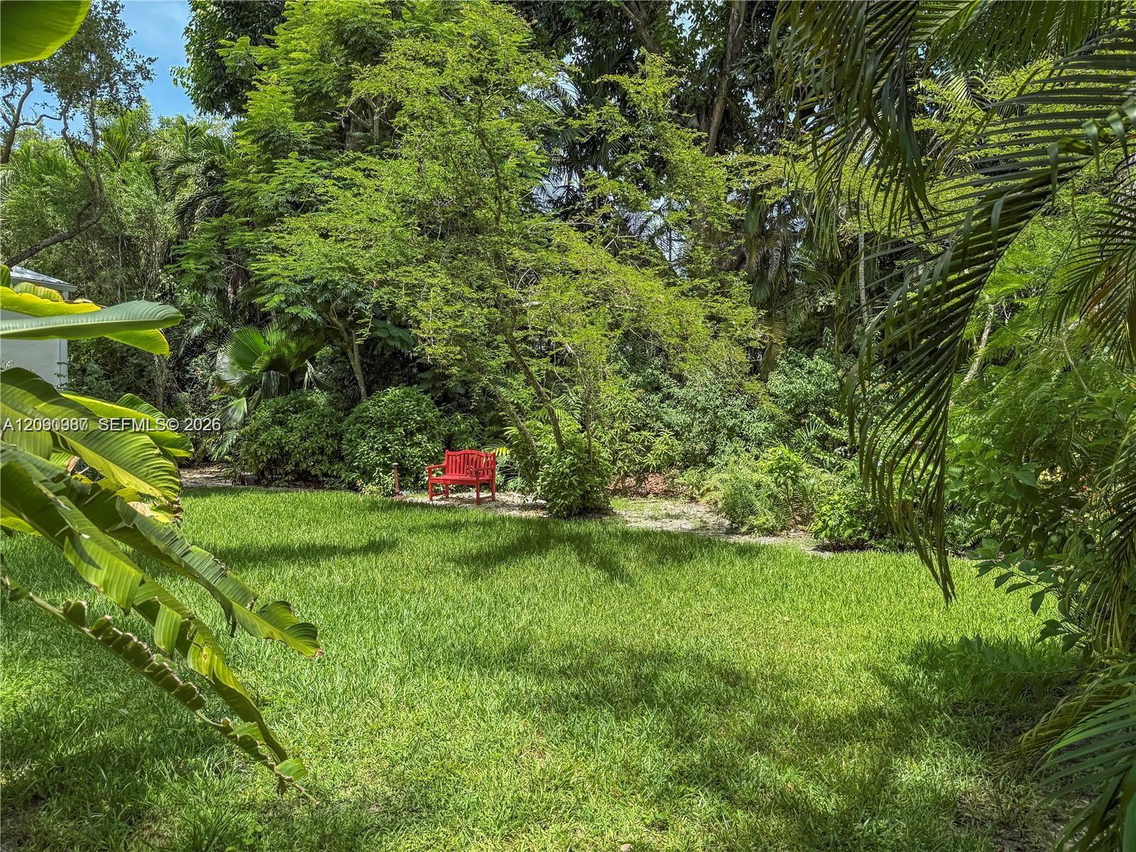 A12090987 Property Photo 18