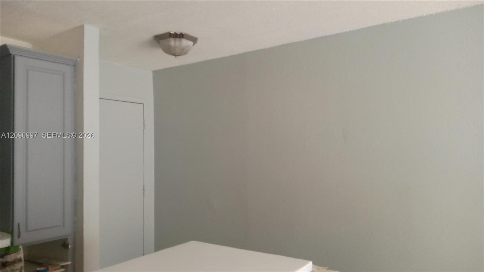 300 W 74th Place 303 Property Photo 1
