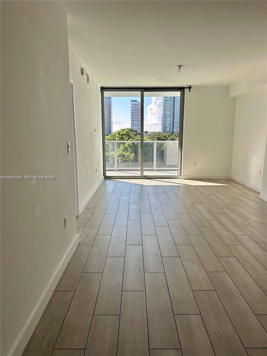 1600 Sw 1st Avenue 605 Property Photo 5