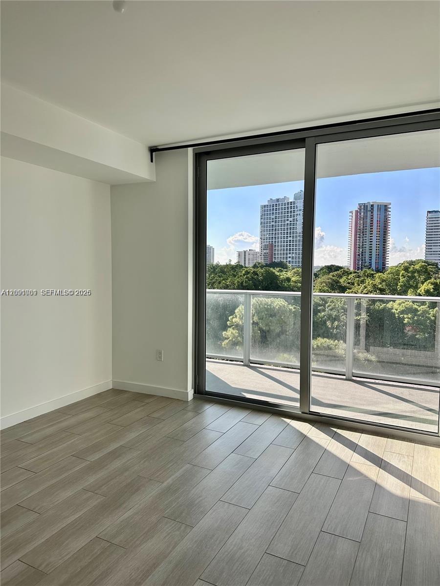 1600 Sw 1st Avenue 605 Property Photo 6