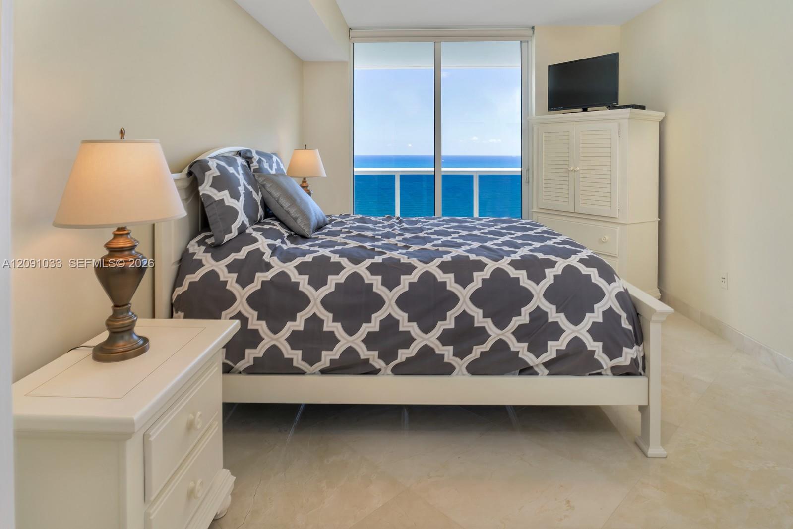 1850 S Ocean Drive 2203 Property Photo 12