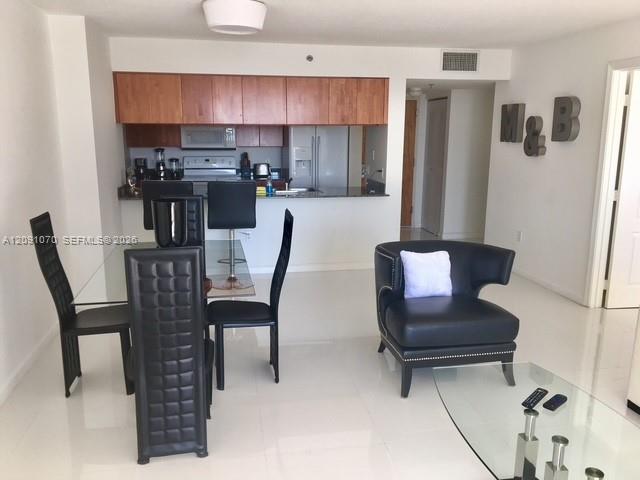 1200 Brickell Bay Drive 3121 Property Photo 8