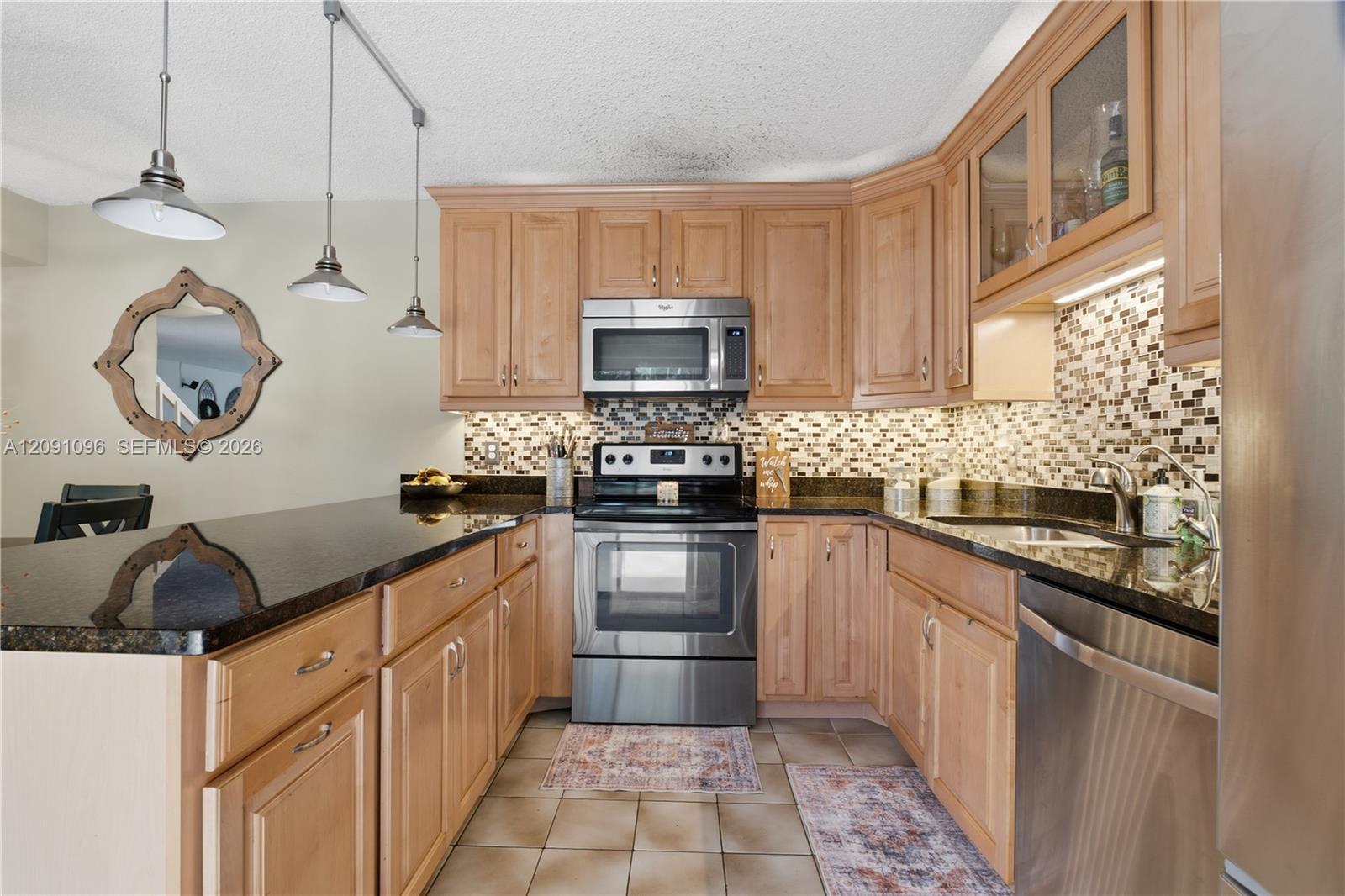 2160 White Pine Circle B Property Photo 10