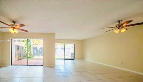 8818 Sw 113th Place Circle E . Property Photo 16