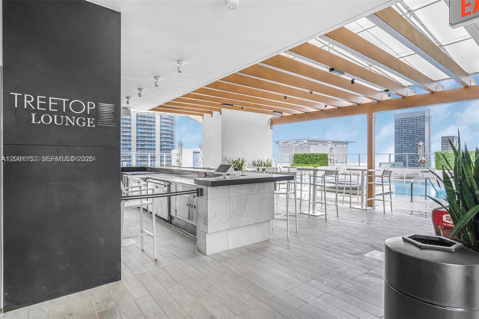 1010 Brickell Avenue 1710 Property Photo 16