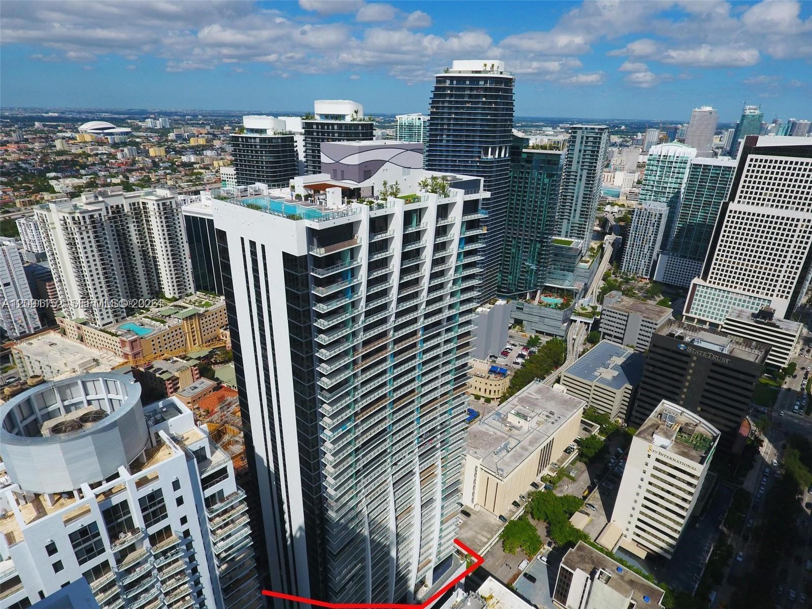 1010 Brickell Avenue 1710 Property Photo 22