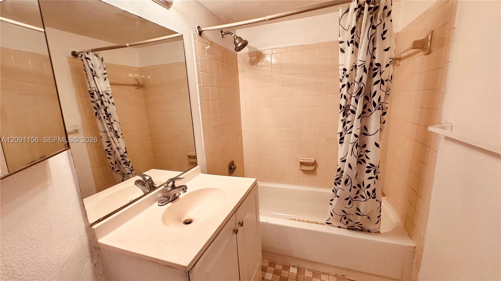 3214 Nw 103rd Terrace 108-b Property Photo 17