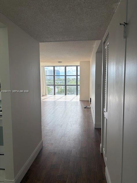 1000 Parkview Drive 605 Property Photo 1