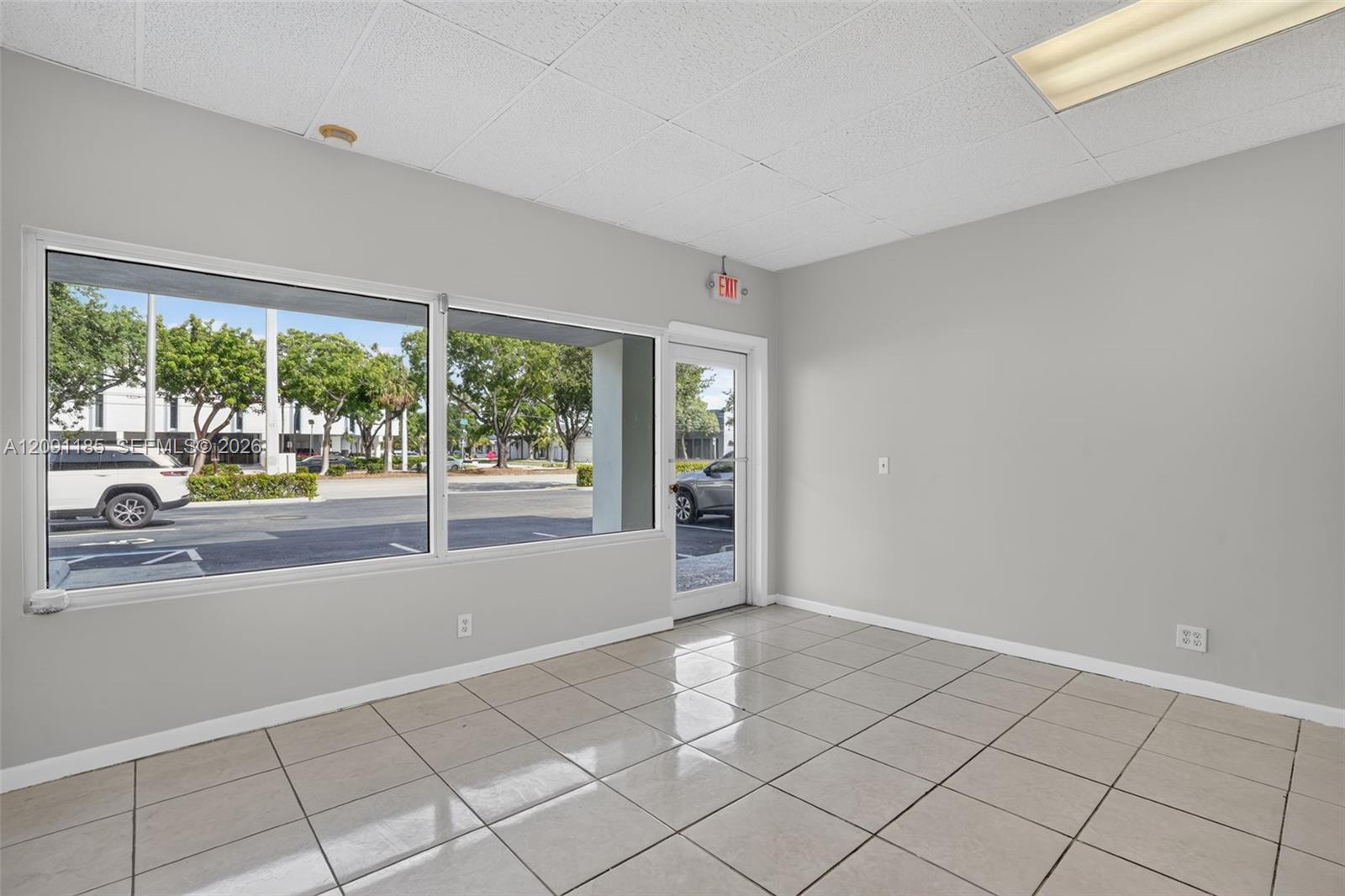 5130 N Federal Highway Property Photo 7