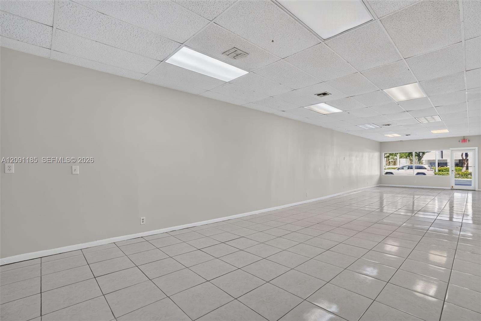 5130 N Federal Highway Property Photo 9