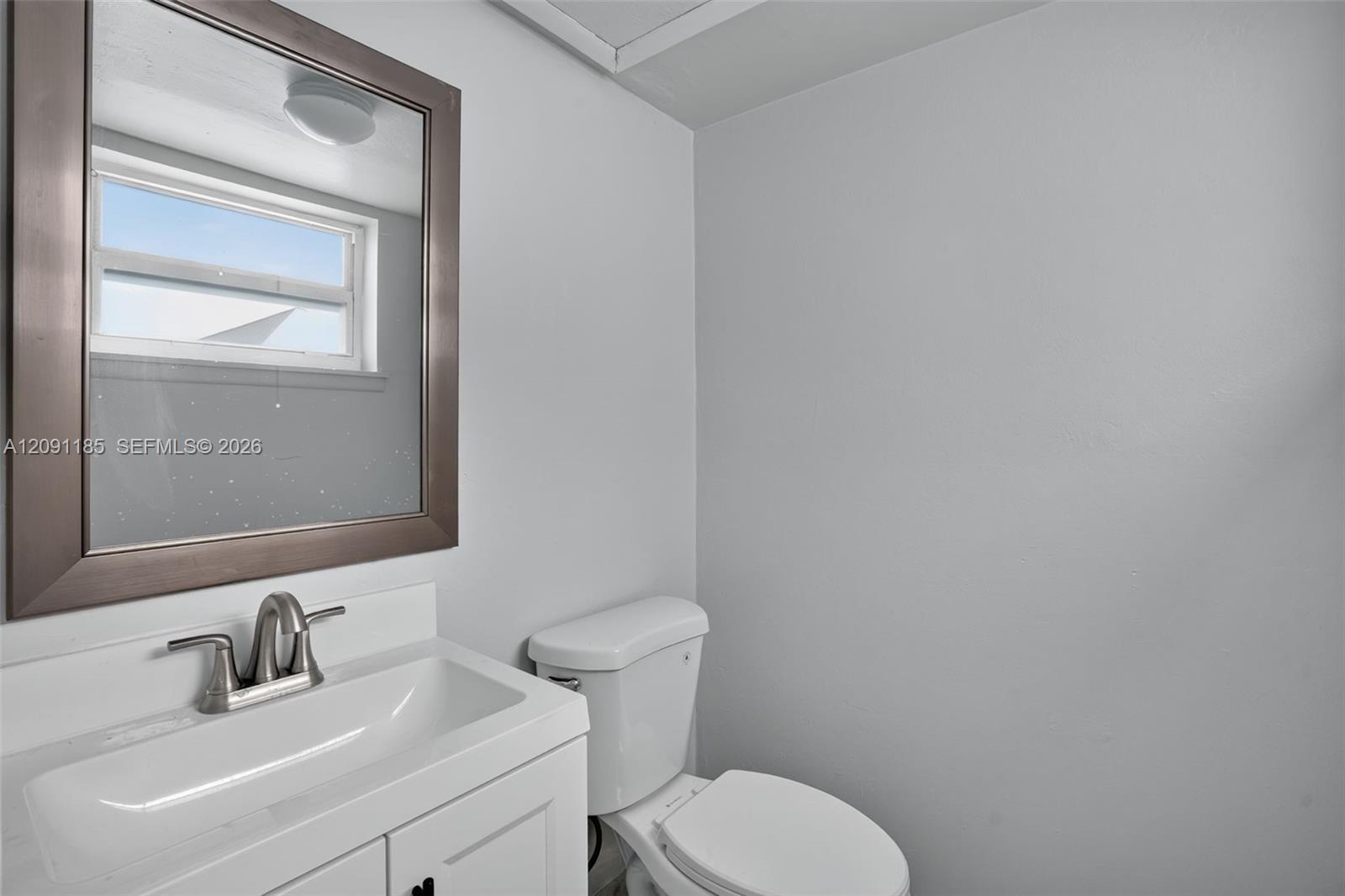 5130 N Federal Highway Property Photo 11