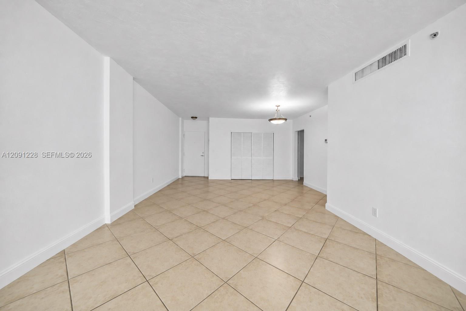 3001 S Ocean Drive 1237 Property Photo 3