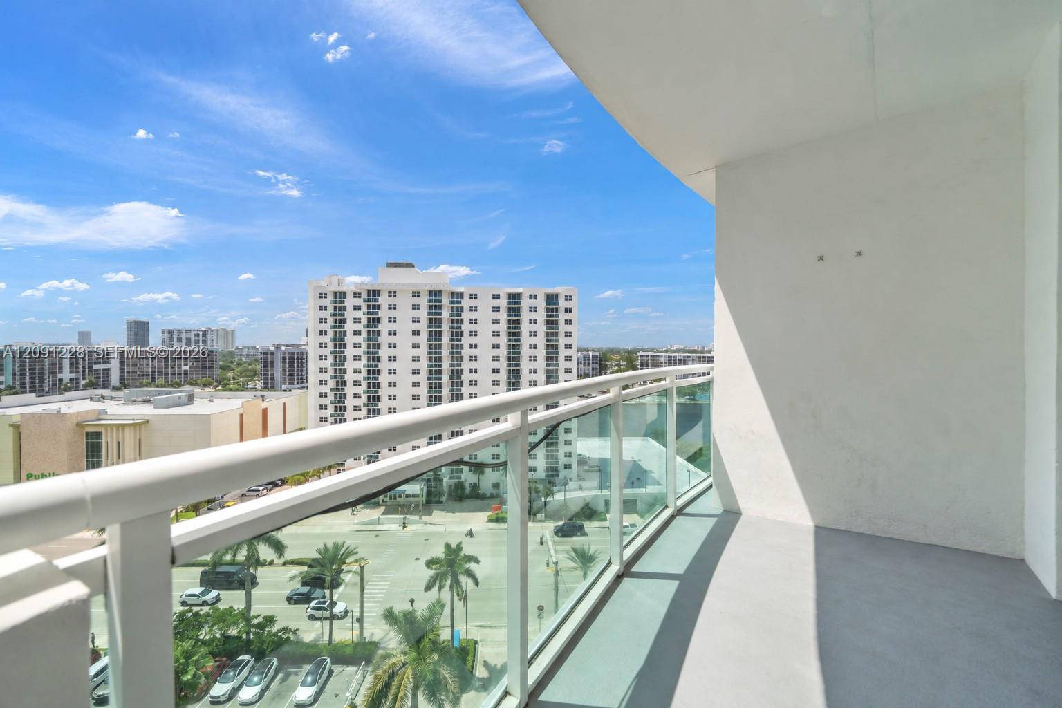 3001 S Ocean Drive 1237 Property Photo 6